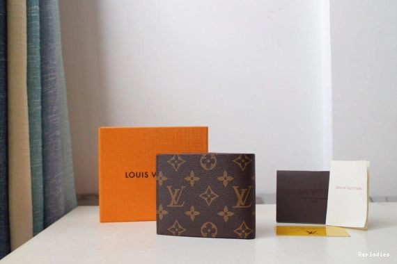 Rep ladies VUITTON WALLET AMERIGO LOUIS 0822